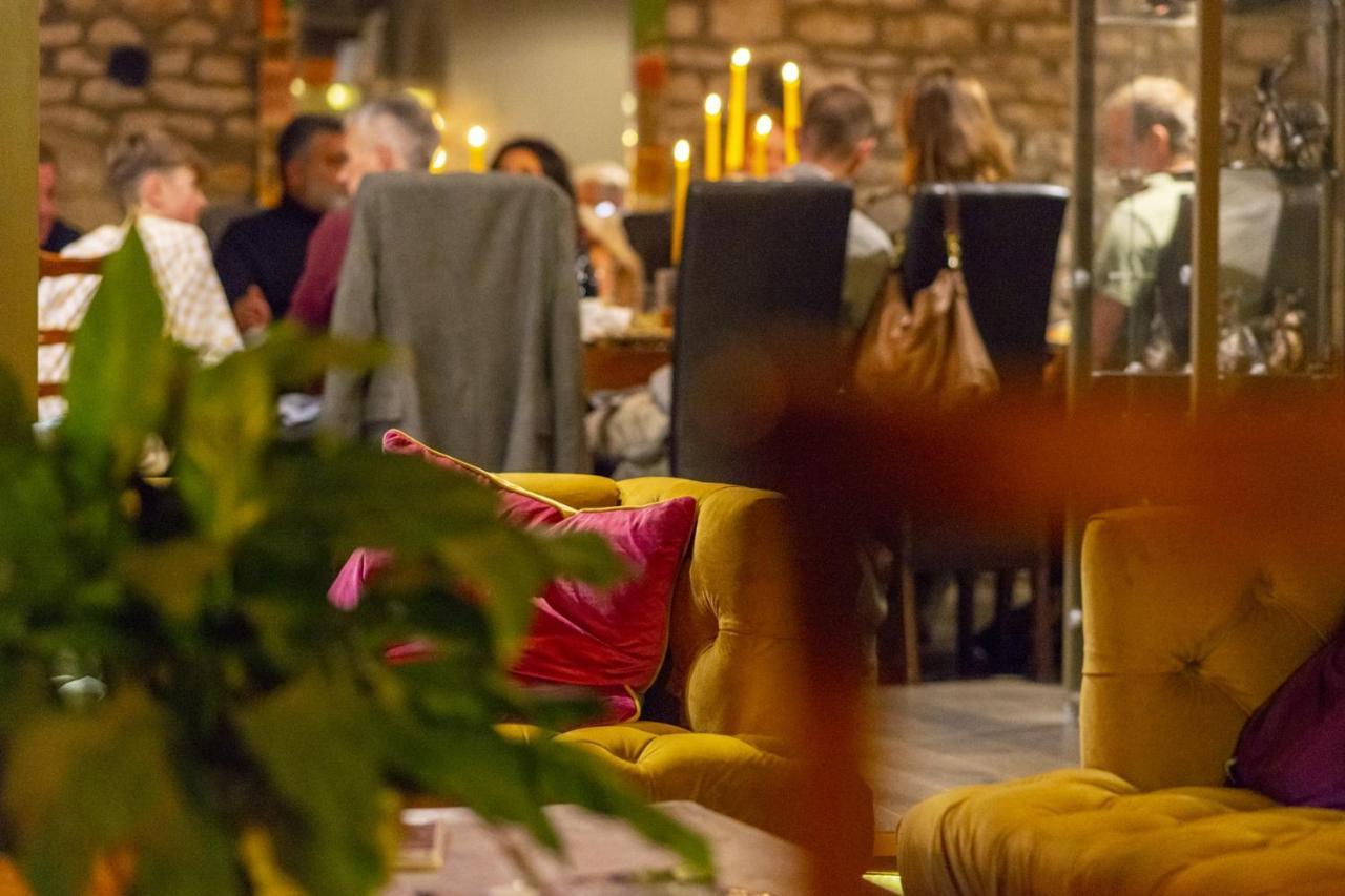 Pettifers Freehouse 3* Crudwell