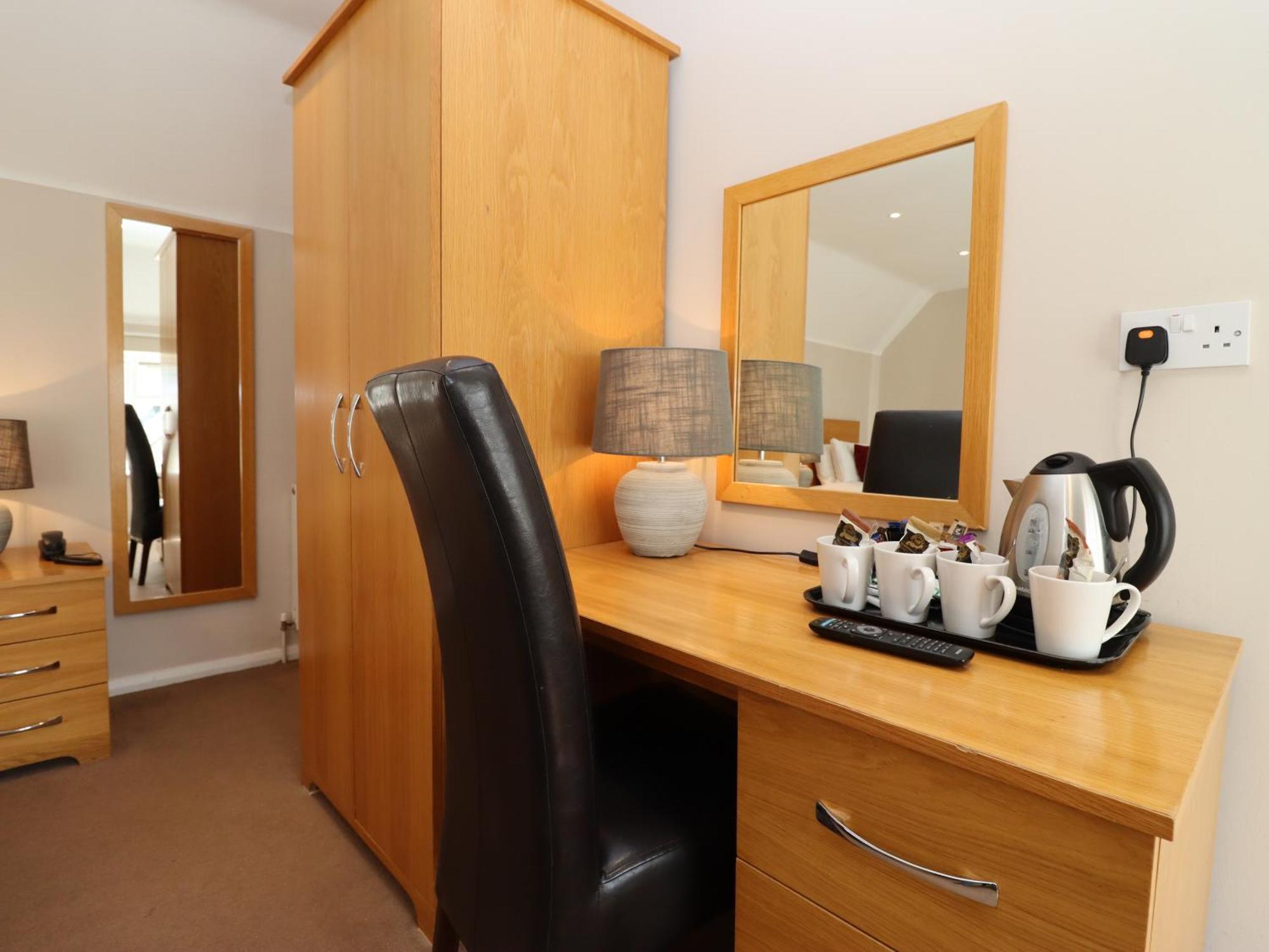Pettifers Freehouse Bed & Breakfast 3*